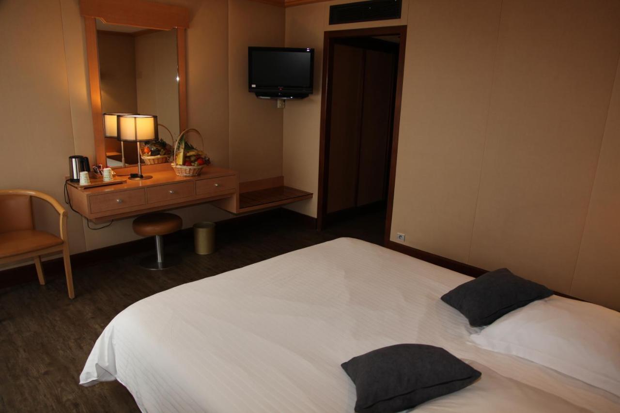 Hotel Amirauté Golf Deauville 3*